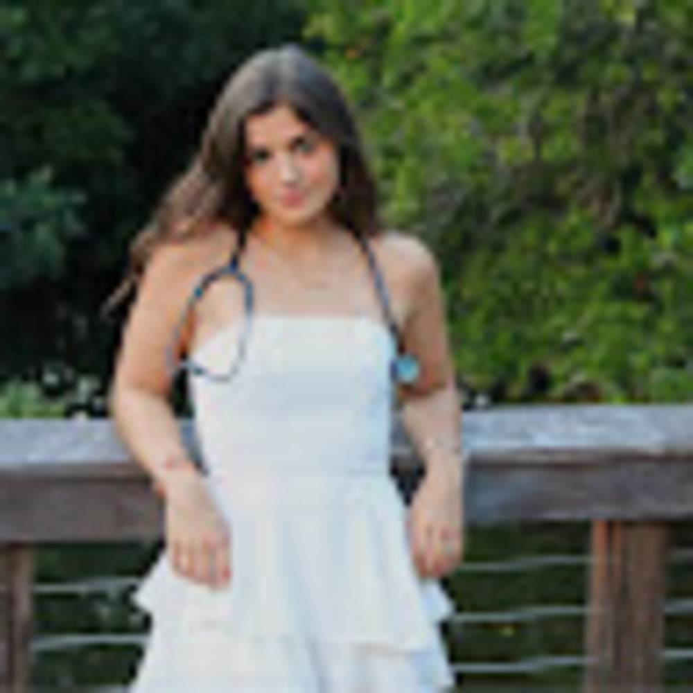 Meet your Posher, Daniela